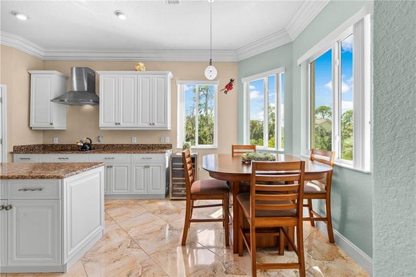 Dining room, Interior, Kitchen, Pendant Lights, Recessed Lighting