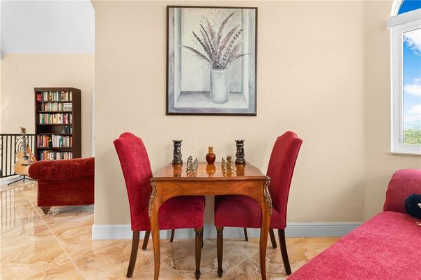 Dining room, Interior