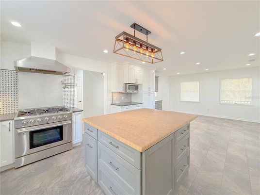 Interior, Kitchen, Pendant Lights, Recessed Lighting, Stainless Steel Appliances