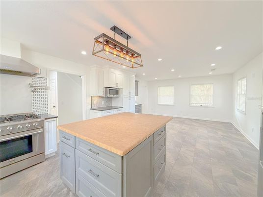 Interior, Kitchen, Pendant Lights, Recessed Lighting, Stainless Steel Appliances