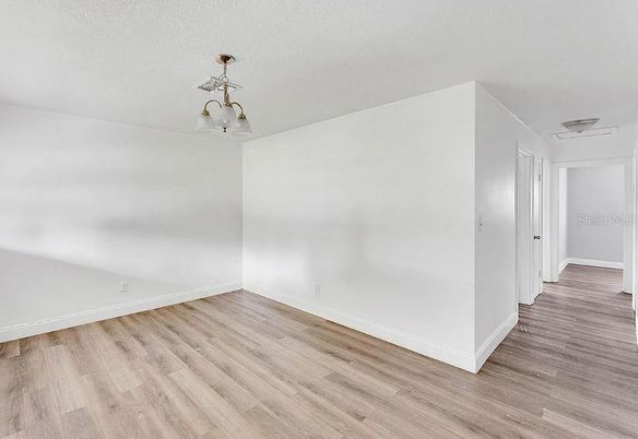 Empty room, Interior, Pendant Lights, Wood Texture Flooring