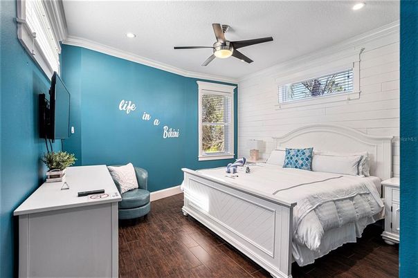 Bedroom, Home Office, Interior, Recessed Lighting, Wood Texture Flooring