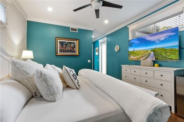 Bedroom, Interior, Recessed Lighting