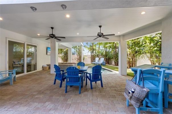 Exterior, Recessed Lighting