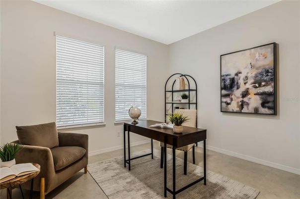Home Office, Interior