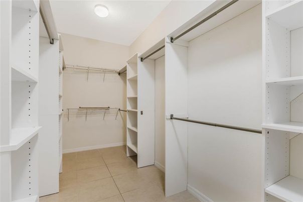 Interior, Walk-in Closets