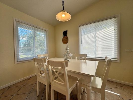 Dining room, Interior