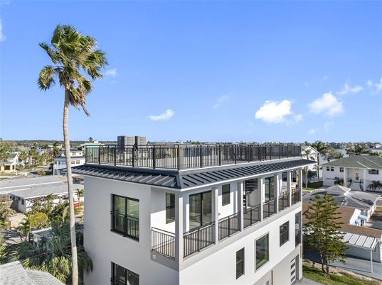 Exterior, Facade, Condo Building