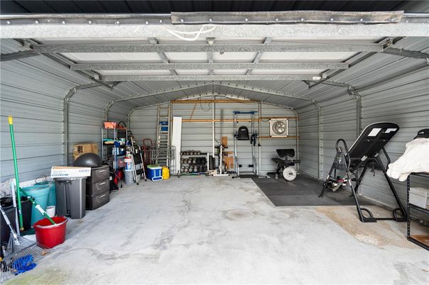 Garage, Interior