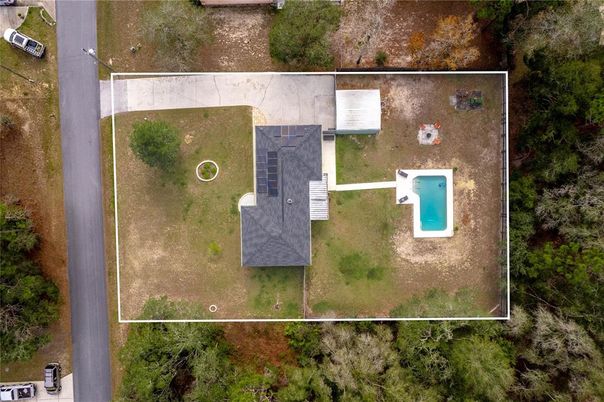 Exterior, Drone
