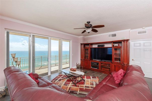 Interior, Living room, Water