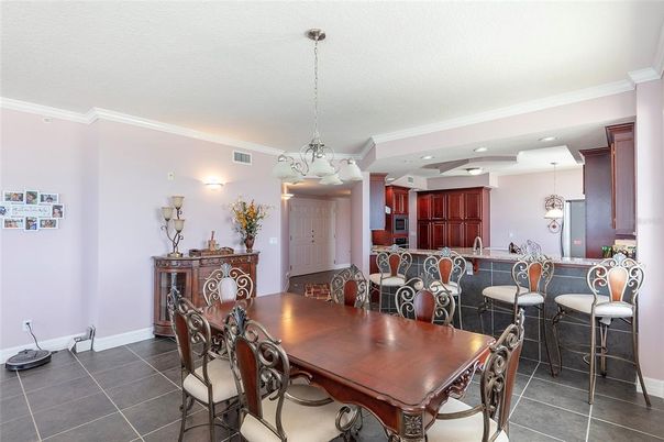 Dining room, Interior, Kitchen, Pendant Lights, Recessed Lighting