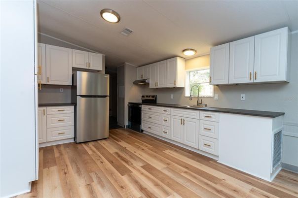 Interior, Kitchen, Wood Texture Flooring