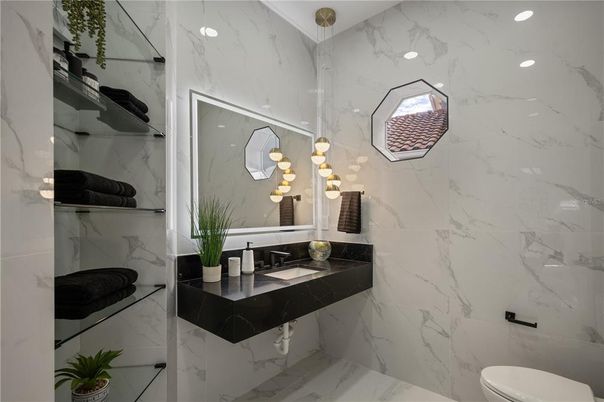 Bathroom, Interior, Marble, Marble Walls, Recessed Lighting