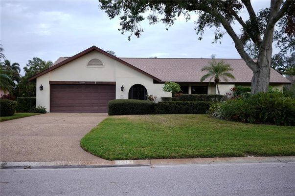 Attached, Exterior, Facade, Spanish Mediterranean