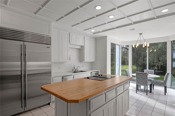 Dining room, Interior, Kitchen, Pendant Lights, Recessed Lighting, Stainless Steel Appliances