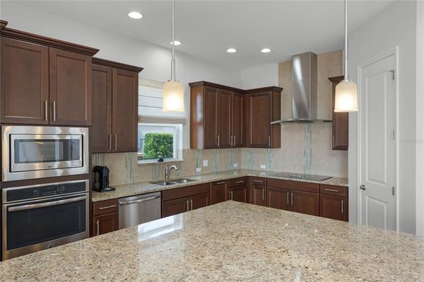 Interior, Kitchen, Pendant Lights, Recessed Lighting, Stainless Steel Appliances