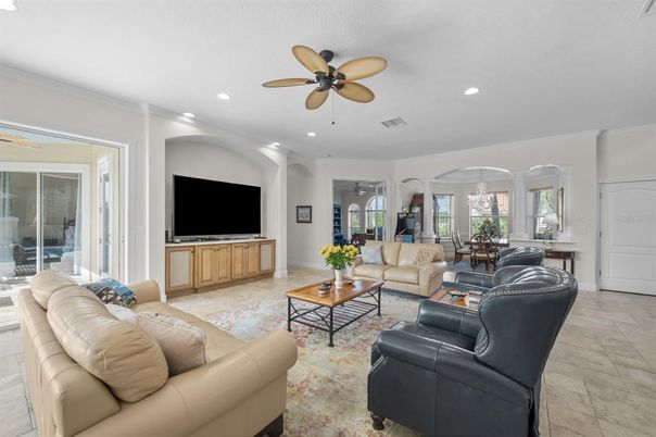 Dining room, Interior, Living room, Recessed Lighting