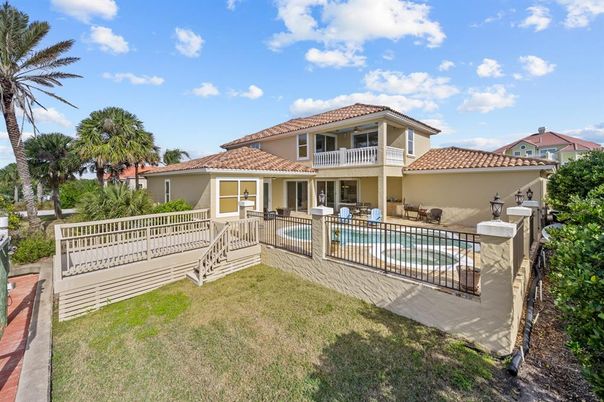 Backyard, Exterior, Pool