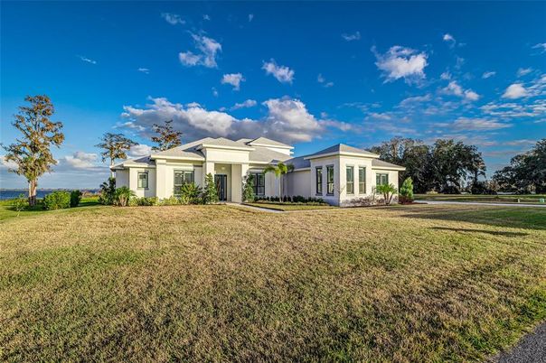 Backyard, Exterior, Facade, Ranch