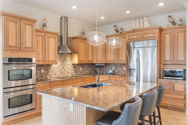 Interior, Kitchen, Pendant Lights, Recessed Lighting, Stainless Steel Appliances