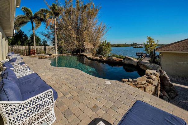 Exterior, Lake, Pool, Water