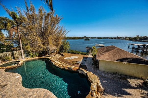 Exterior, Lake, Pool