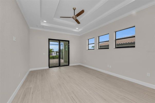 Empty room, Interior, Recessed Lighting, Wood Texture Flooring