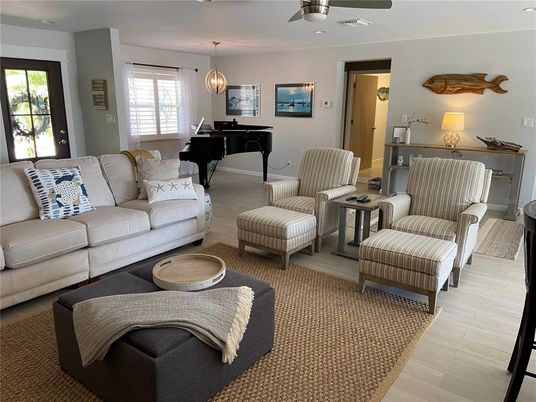 Interior, Living room, Pendant Lights, Piano, Wood Texture Flooring