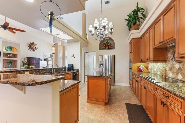 Chandelier, Interior, Kitchen, Recessed Lighting, Stainless Steel Appliances
