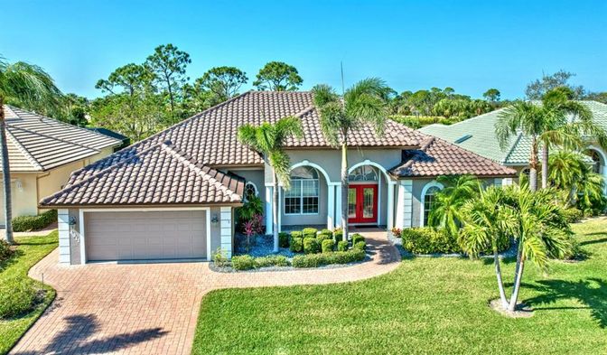 Attached, Backyard, Exterior, Facade, Mediterranean