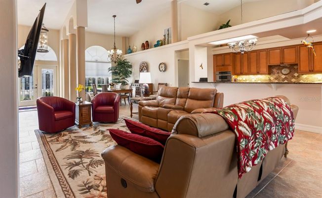 Chandelier, Dining room, Interior, Kitchen, Living room, Pendant Lights