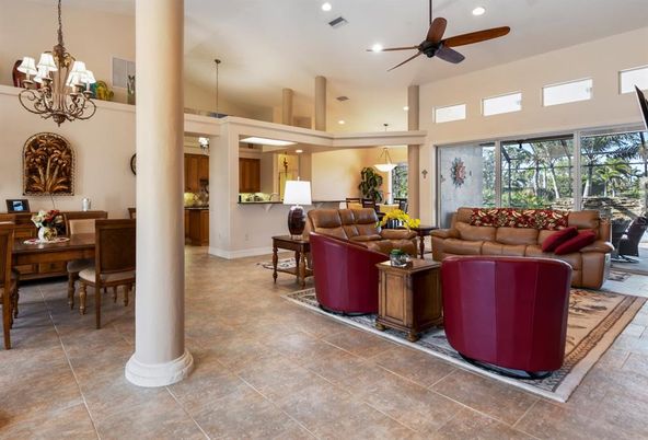 Chandelier, Dining room, Interior, Living room, Pendant Lights, Recessed Lighting
