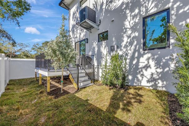 Backyard, Exterior