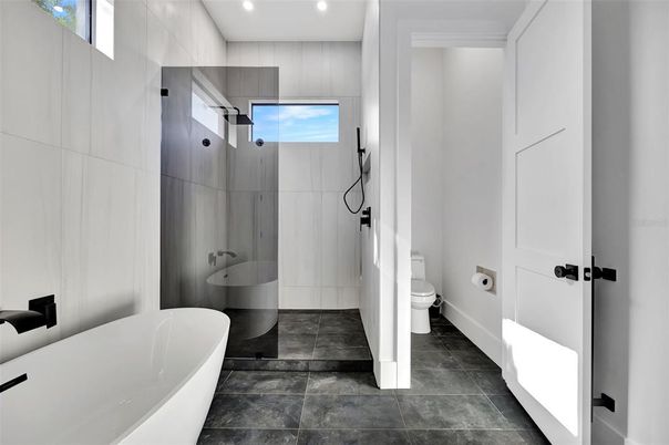 Bathroom, Free Standing Baths, Interior, Recessed Lighting
