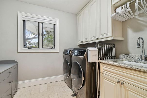 Interior, Washer