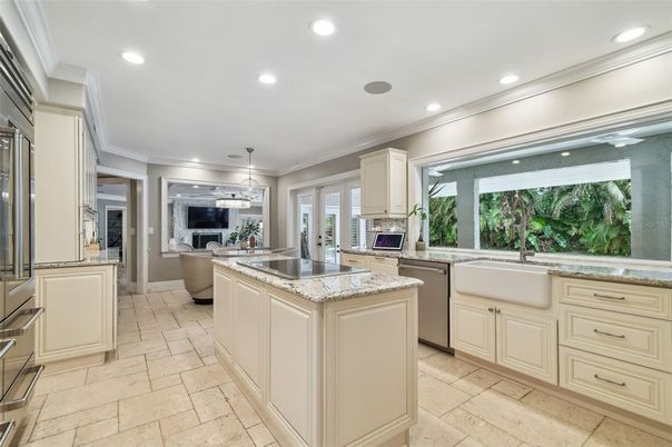 Interior, Kitchen, Pendant Lights, Recessed Lighting, Stainless Steel Appliances