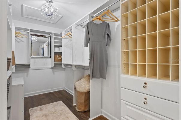Interior, Pendant Lights, Walk-in Closets, Wood Texture Flooring