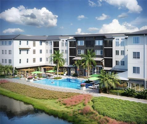 Exterior, Facade, Pool, Condo Building