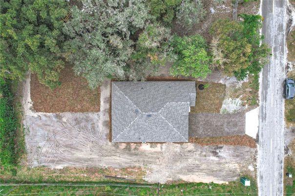Exterior, Drone