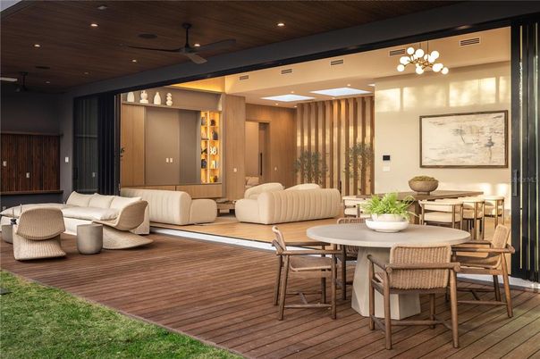 Dining room, Interior, Living room, Pendant Lights, Recessed Lighting, Wooden Ceilings, Wood Texture Flooring