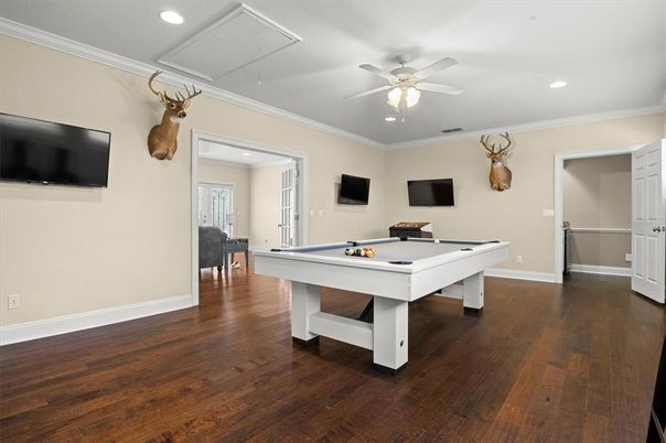 Billiard Table, Game Room, Interior, Recessed Lighting, Wood Texture Flooring