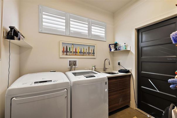 Interior, Washer