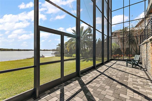 Interior, Sun Room, Water