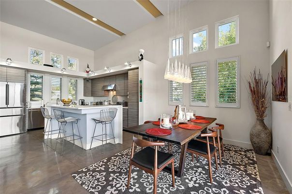 Dining room, Interior, Kitchen, Pendant Lights, Recessed Lighting, Stainless Steel Appliances
