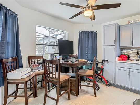 Dining room, Interior