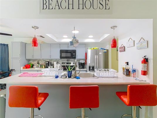Interior, Kitchen, Pendant Lights, Recessed Lighting, Stainless Steel Appliances