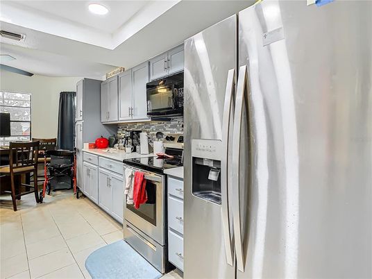 Dining room, Interior, Kitchen, Recessed Lighting