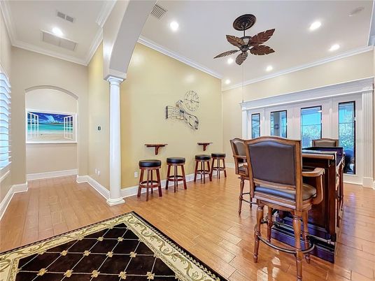 Interior, Recessed Lighting, Wood Texture Flooring