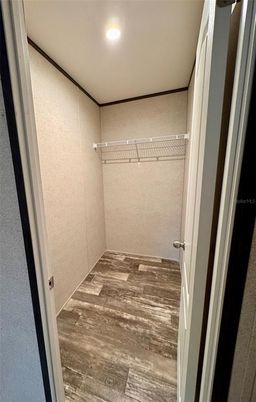 Interior, Recessed Lighting, Walk-in Closets, Wood Texture Flooring